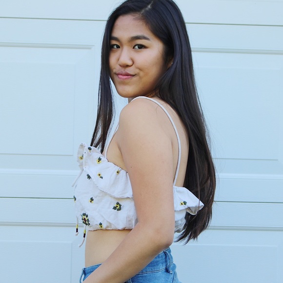 Zara Crop Top - Picture 2 of 4